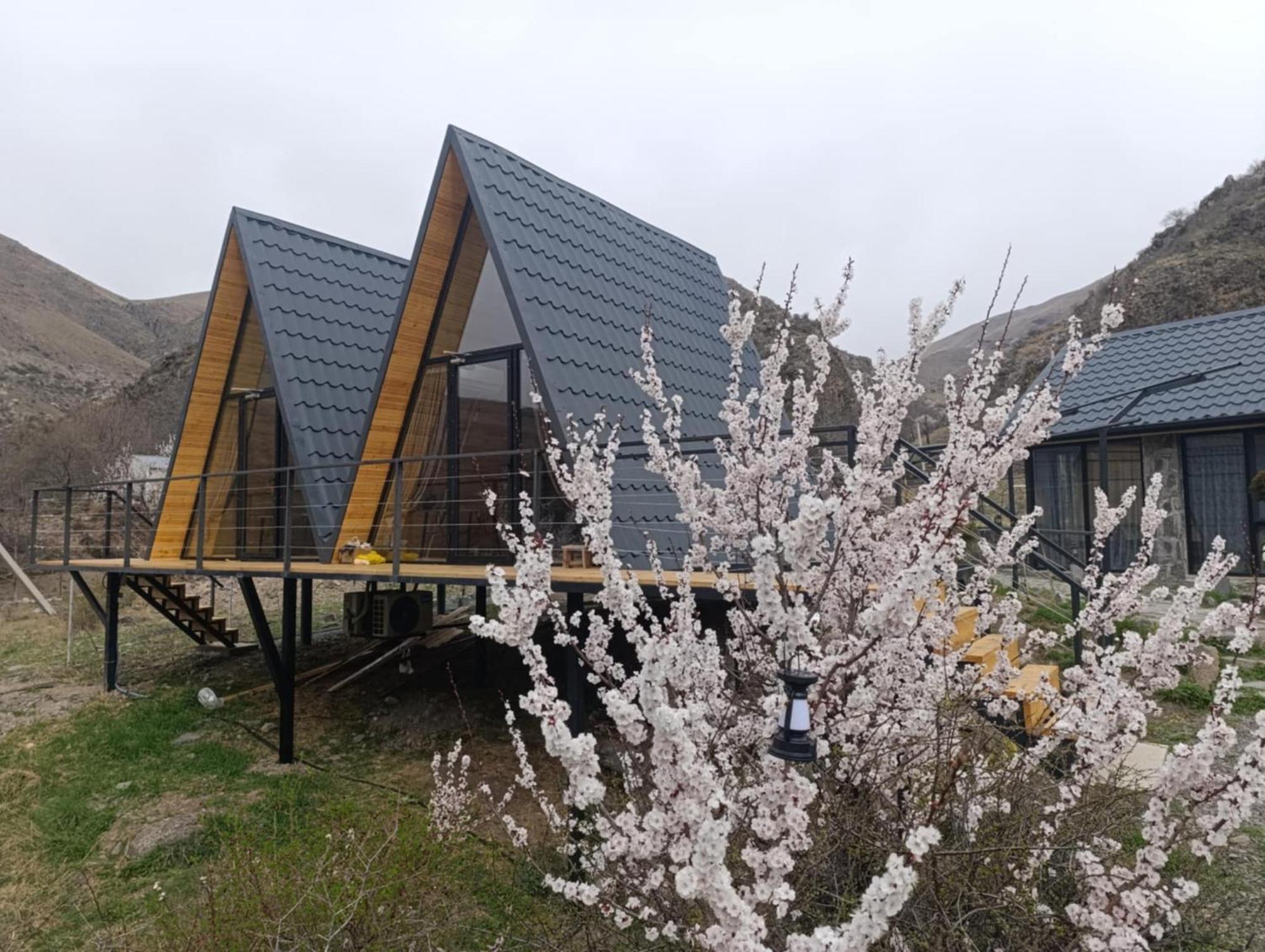 Vardzia Glamping Zewnętrze zdjęcie